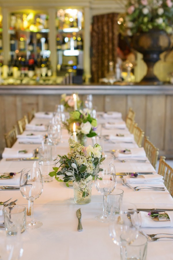 Cathy_Toby_Vintage-Pub-Wedding_SBS_008