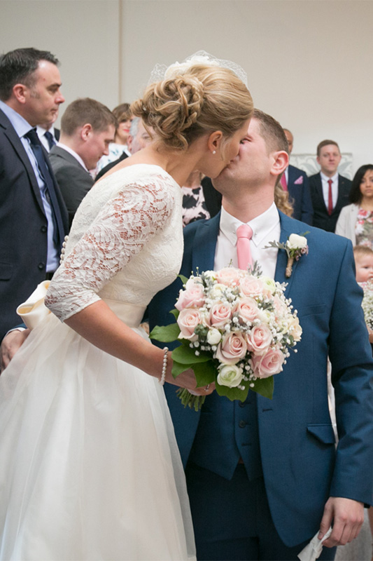 Sarah_Paul_Vintage-Wedding_SBS_009